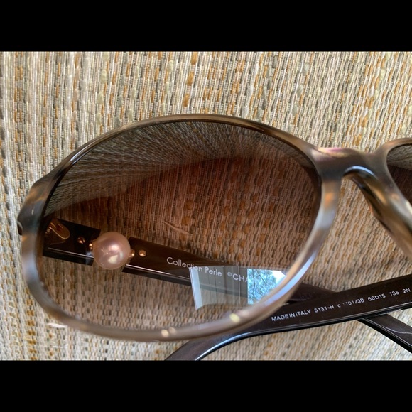 Authentic Chanel Tortoise 5131-H Sunglasses - Picture 5 of 6